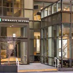 塞尔比维尔50人五星级酒店推荐：Embassy Suites by Hilton New York Manhattan Times Square